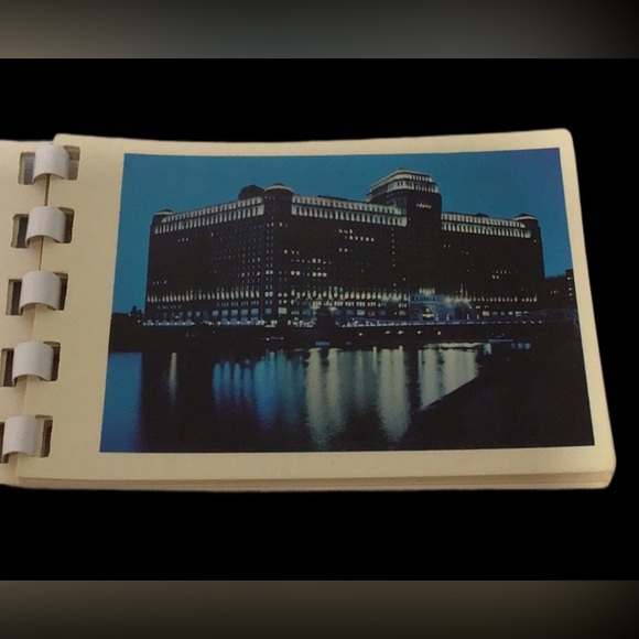 Vintage Picturesque Souvenir Photo Reproductions Booklets, Set of 3 - Picture 7 of 11